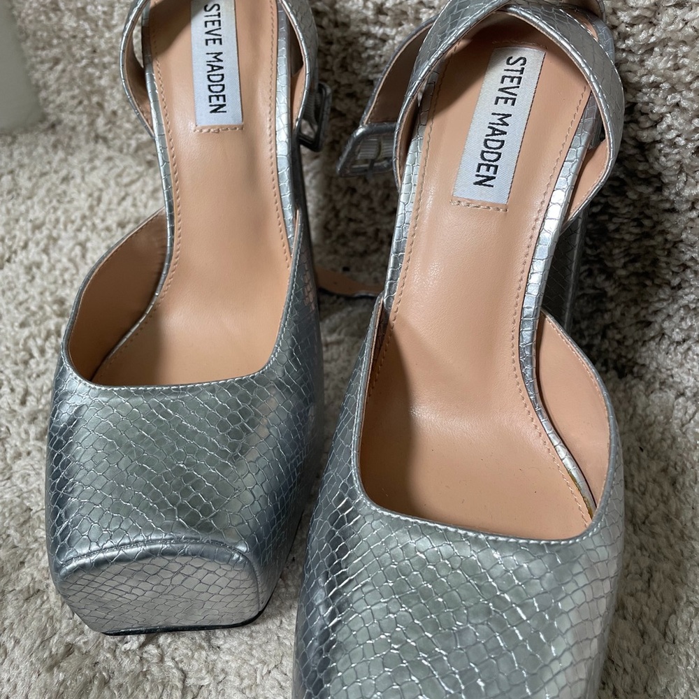 Steve Madden Silver Women's  Platform Shoes